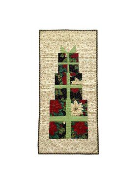 Handmade Christmas Presents Gifts Patchwork Quilted Wall Hanging 36”x17”